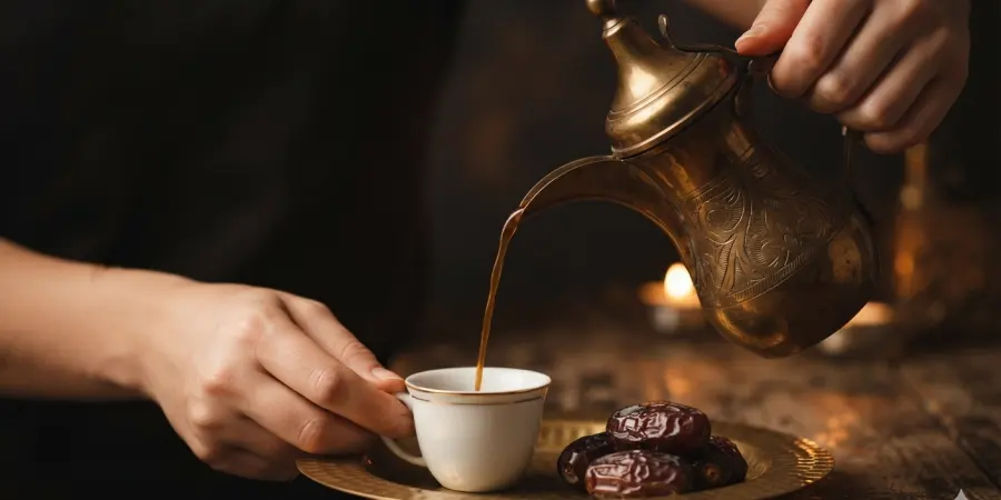 سالم السويدي, منتصف السكبة من الدلة النحاسية